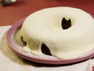 Grand Gateau com calda de Leite em Pó